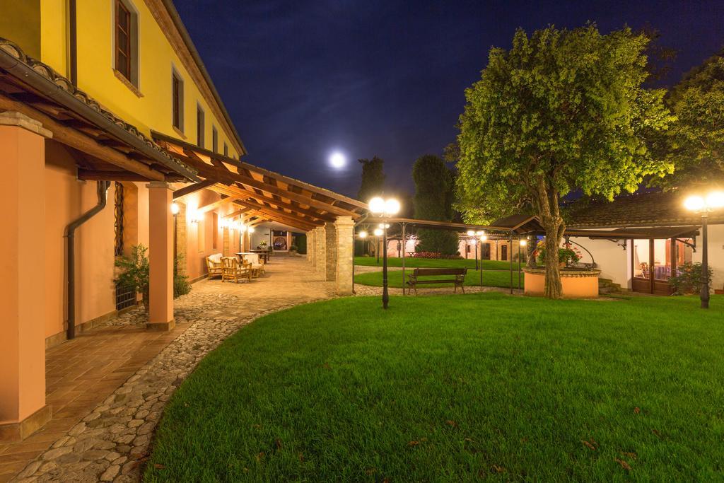 Corte Dei Tini Villa Vomano Kültér fotó