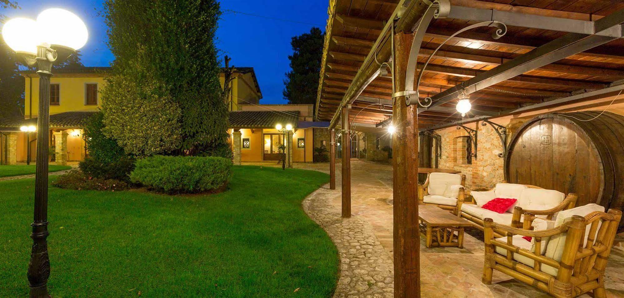 Corte Dei Tini Villa Vomano Kültér fotó