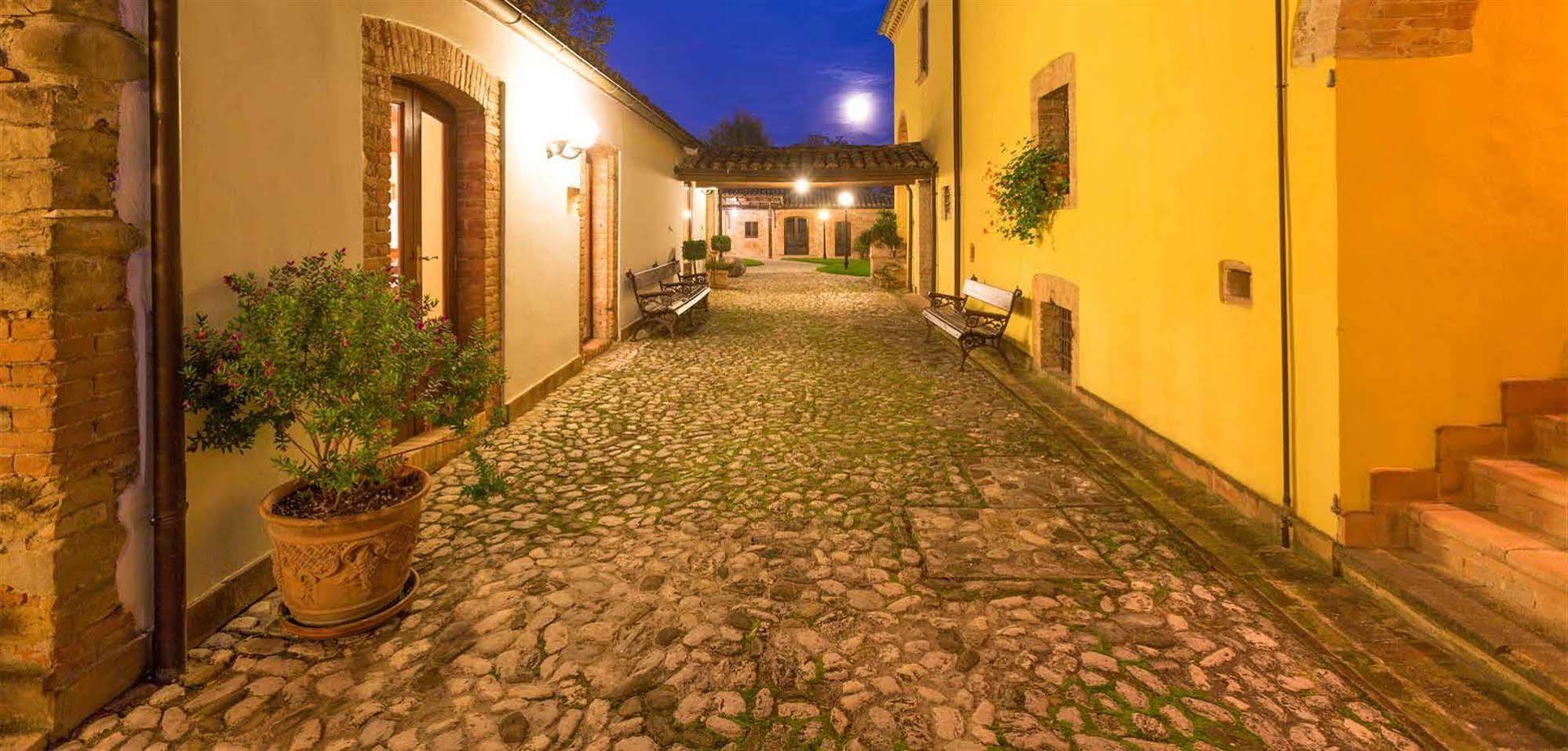 Corte Dei Tini Villa Vomano Kültér fotó