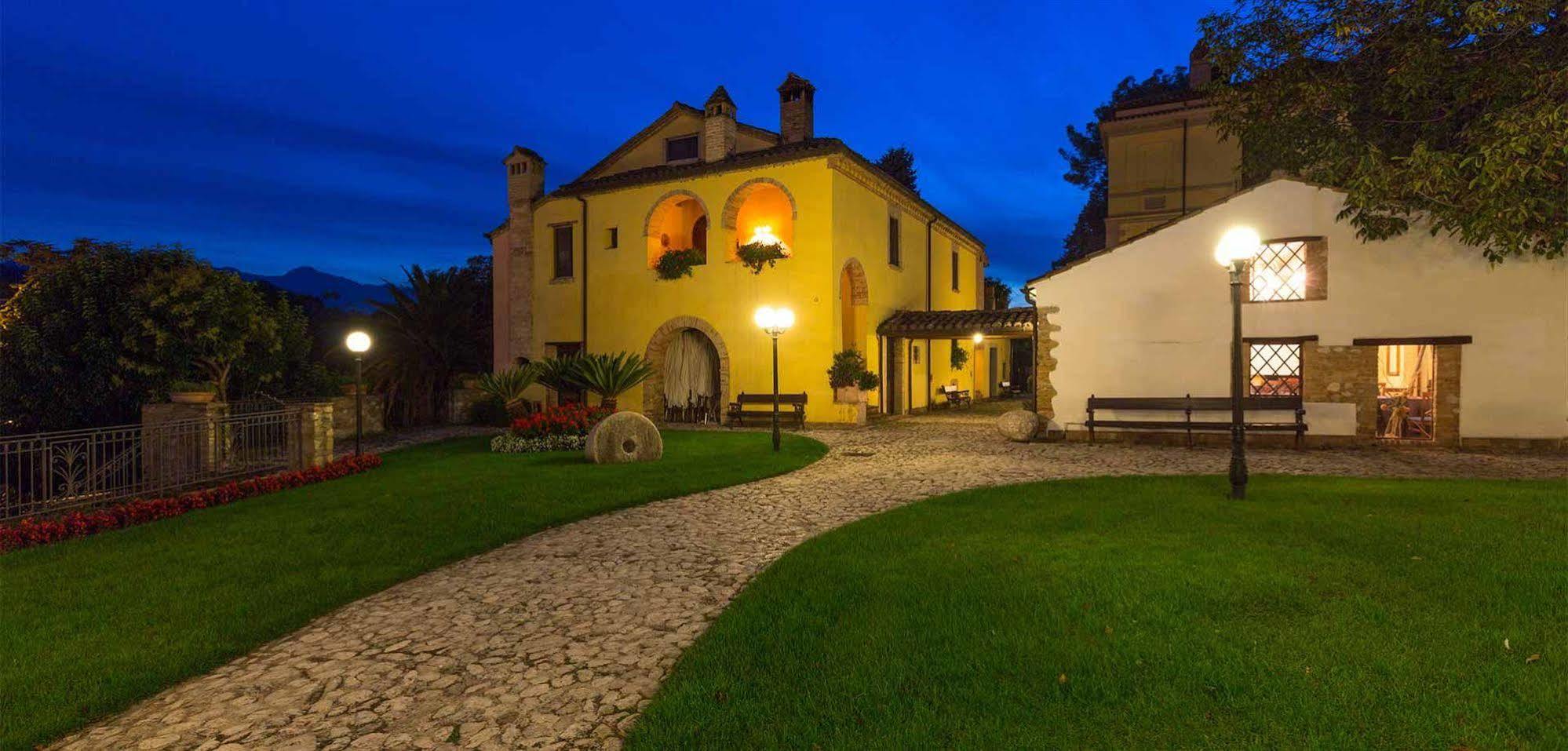 Corte Dei Tini Villa Vomano Kültér fotó